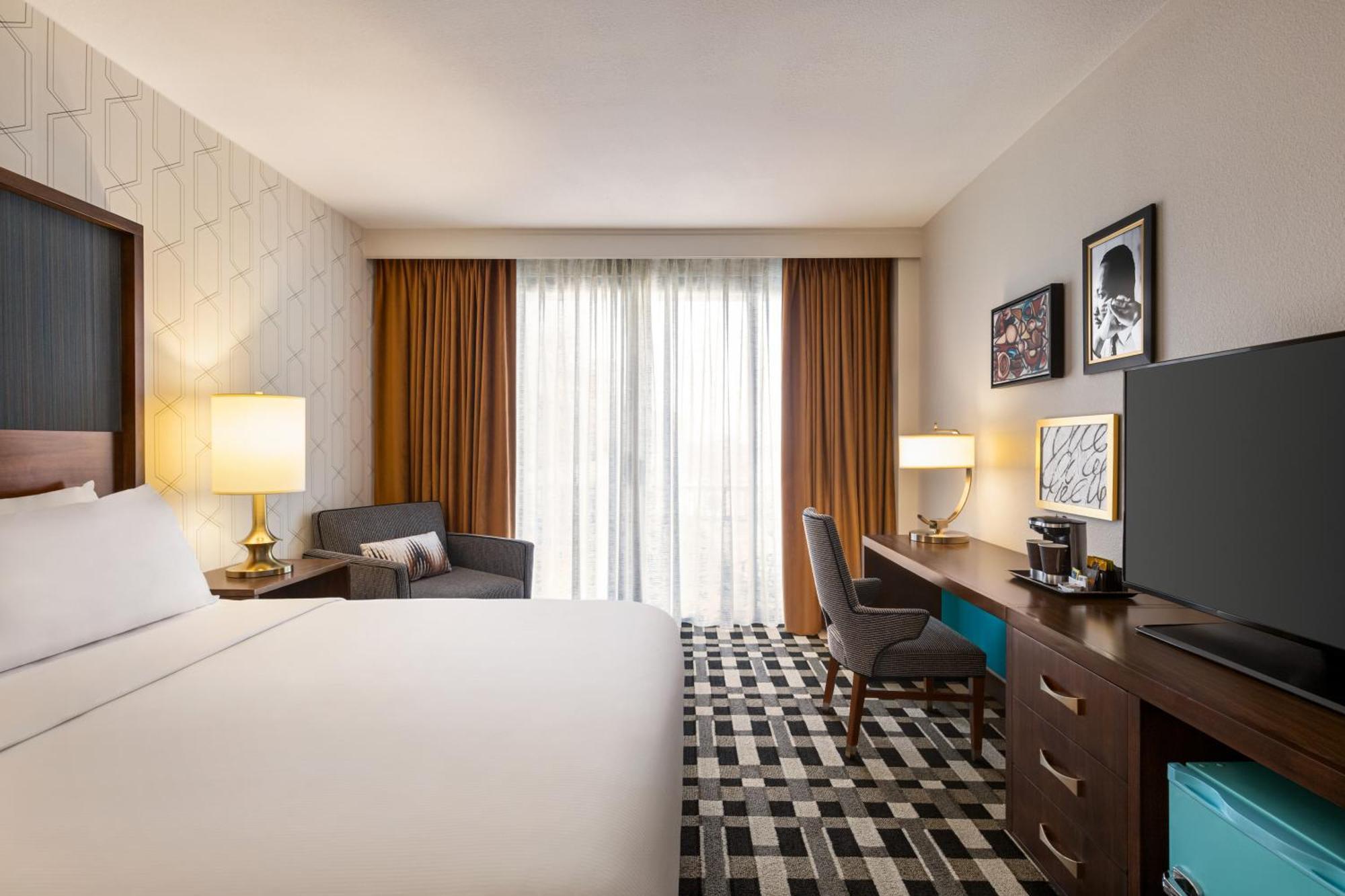 The American Downtown, Tapestry Collection By Hilton Atlanta