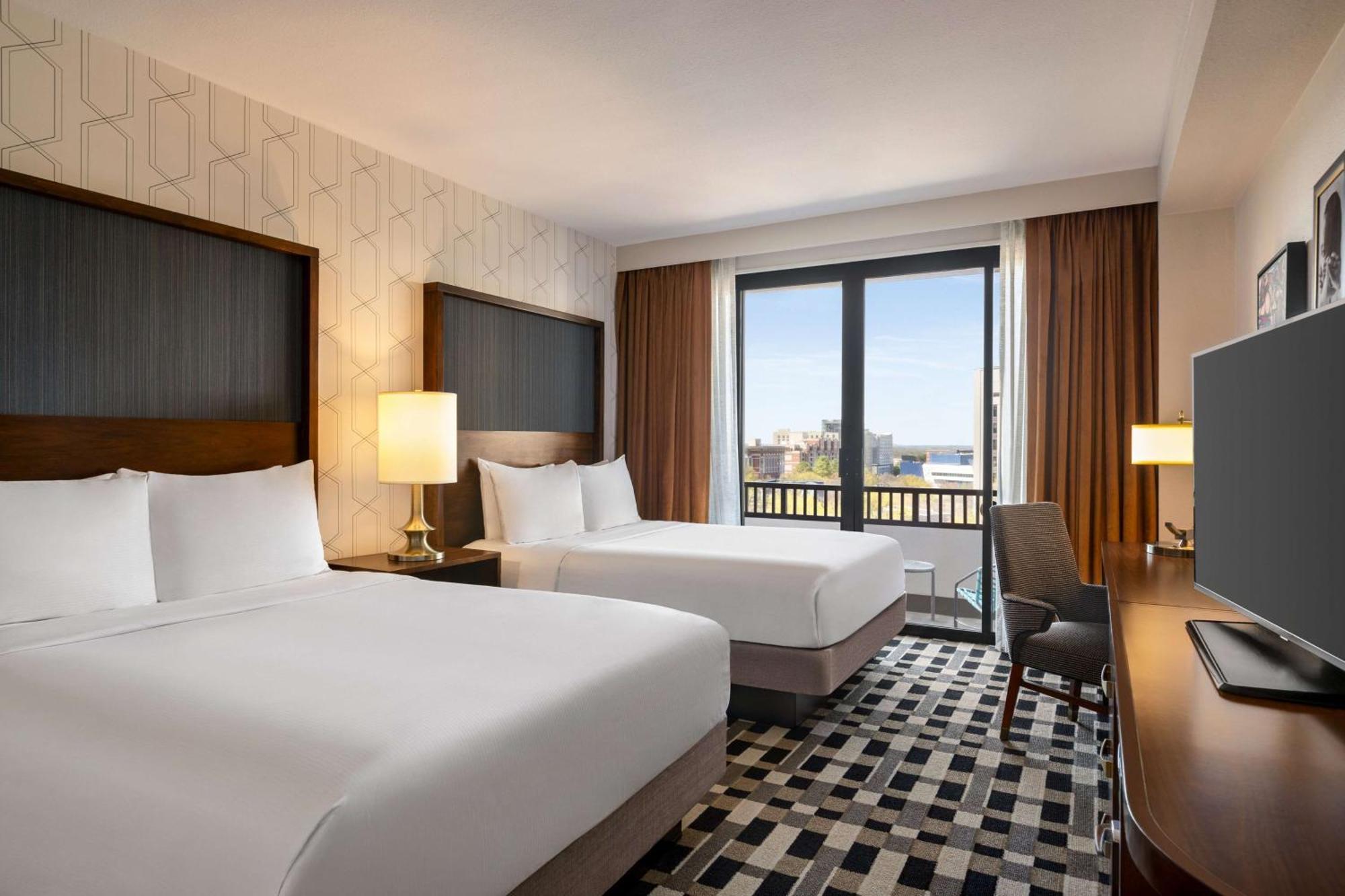 The American Downtown, Tapestry Collection By Hilton Hotel 4*