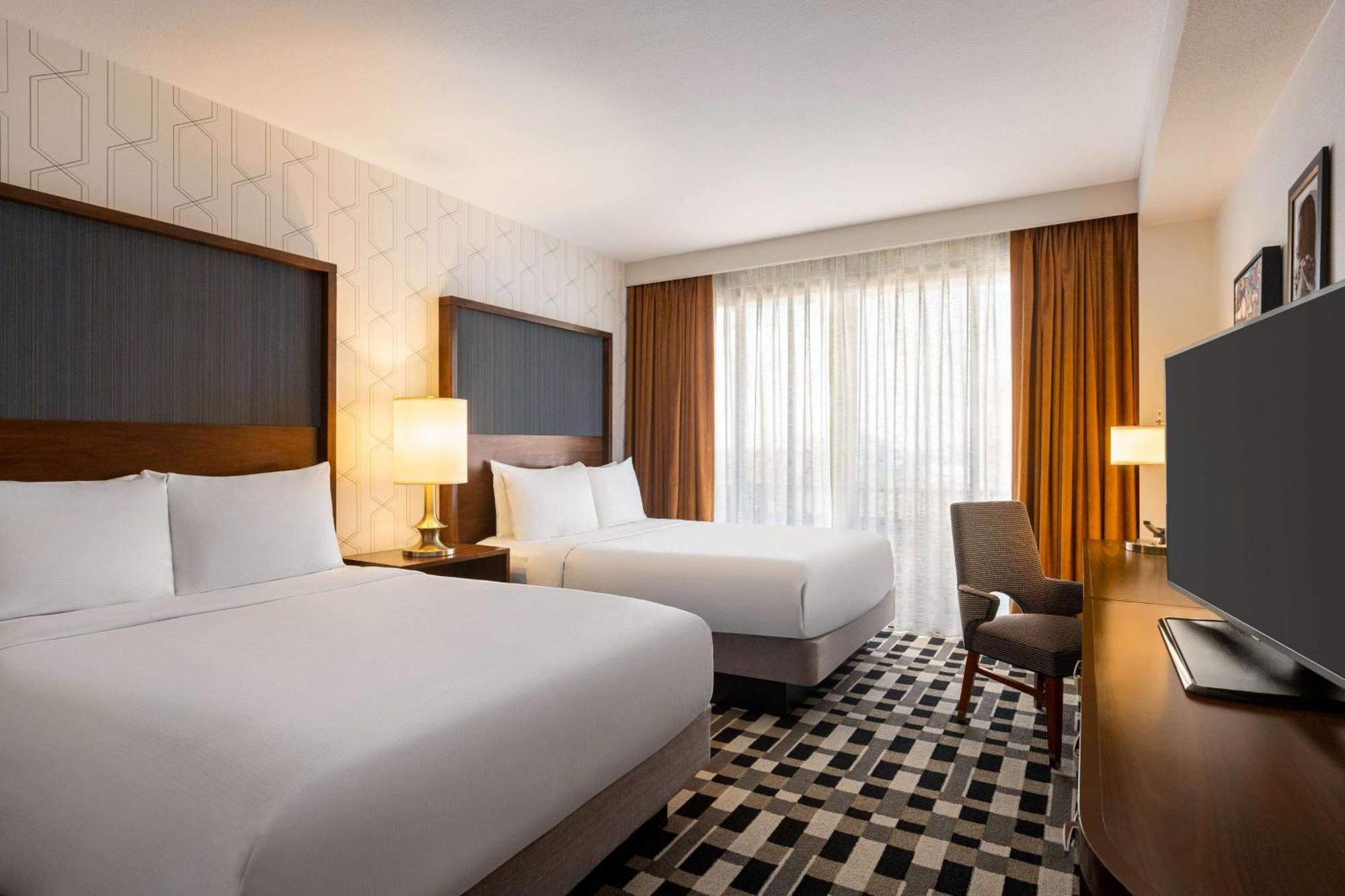The American Downtown, Tapestry Collection By Hilton 4*